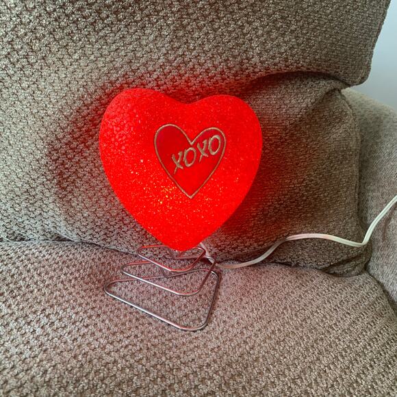 VINTAGE Decorative Outfit 90s XOXO Melted Popcorn Red Heart Light Romantic Sexy - Picture 10 of 14